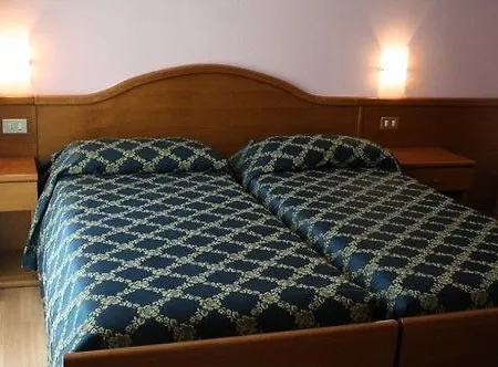 Fontanella 3*