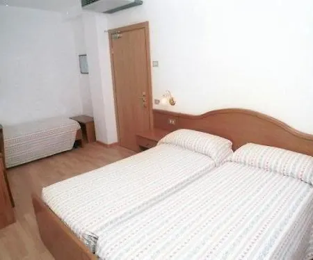 Fontanella 3* Riva